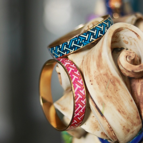 2 Tommy Hilfiger bracelets - Picture 4 of 7